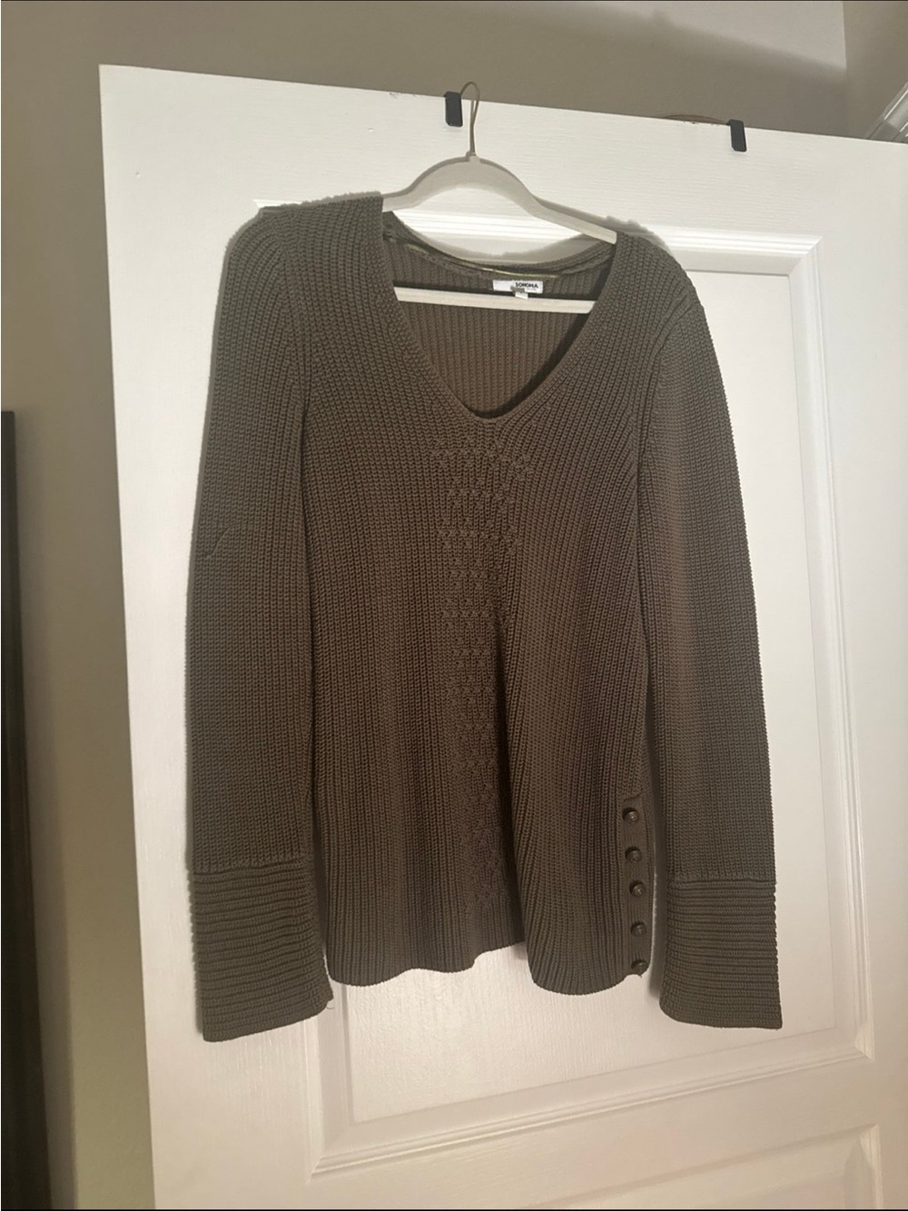 Sonoma Olive V-Neck Button-Hem Knit Sweater